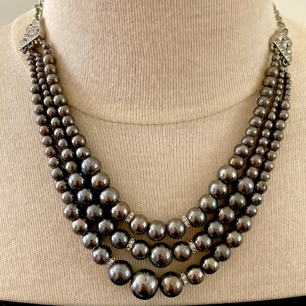Lia Sophia Vignette retired choker Neaklace